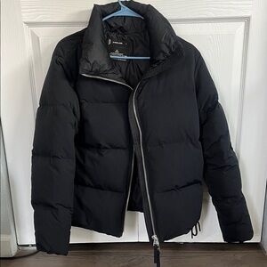 Everlane Puffer Bomber Jacket
